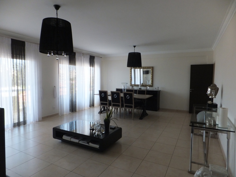 Exclusive Modern 3 Bedroom Apartment In Crowne Plaza Area (1)