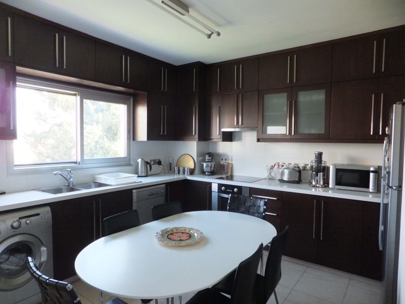 Exclusive Modern 3 Bedroom Apartment In Crowne Plaza Area (6)