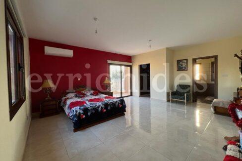 Evgenios Vrionides Real Estate Ltd 4 Bedroom Villa In Kato Polemidia 48