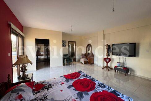 Evgenios Vrionides Real Estate Ltd 4 Bedroom Villa In Kato Polemidia 49