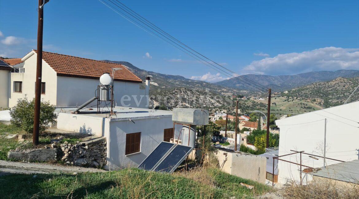 Evgenios Vrionides Real Estate Ltd Old Traditional House In Finikaria Village 07