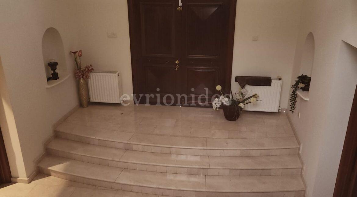 Evgenios Vrionides Real Estate Ltd Four Bedroom Villa Plus Office In Ekali Area 28