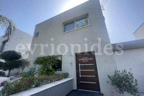 Evgenios Vrionides Real Estate Ltd A Luxury 2 Storey House In Ayios Athanasios 24
