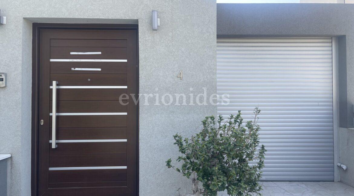 Evgenios Vrionides Real Estate Ltd A Luxury 2 Storey House In Ayios Athanasios 25