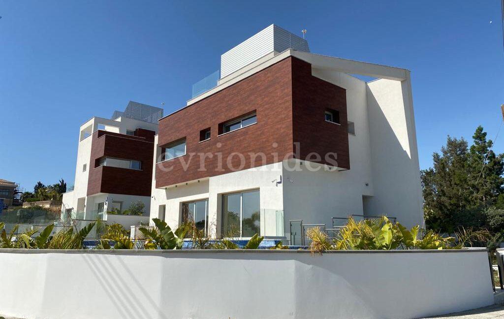 Evgenios Vrionides Real Estate Ltd 3 Bedroom Modern Villa Kalogiroi Hills In Limassol 01
