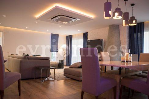 Evgenios Vrionides Real Estate Ltd 3 Bedroom First Floor Apartment Fully Renovated 02
