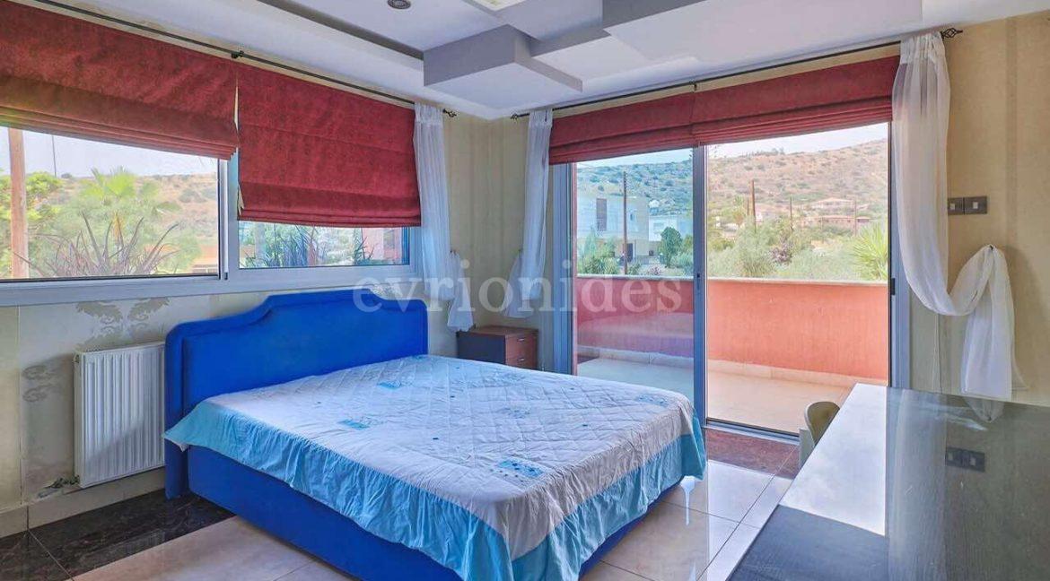 Evgenios Vrionides Real Estate Ltd 4 Bedroom Villa In Agios Tychonas 13