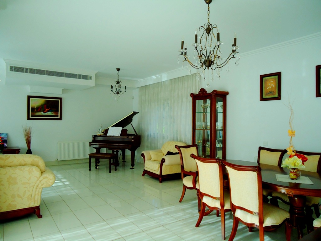 Evgenios Vrionides Real Estate Ltd 5 Bedroom Villa Located At Mesovounia Hills 20