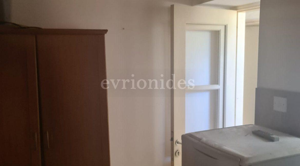 Evgenios Vrionides Real Estate Ltd 4 Bedroom Small House In Town Center 100 Meters From The Sea 19