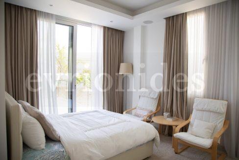 Evgenios Vrionides Real Estate Ltd Luxury 5 Bedroom Villa In Agios Tychonas 12