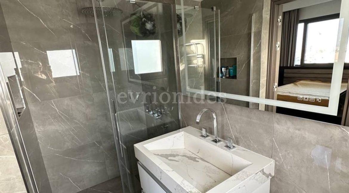 Evgenios Vrionides Real Estate Ltd Fully Renovated Modern Luxurious 3 Bedroom Apartment 02