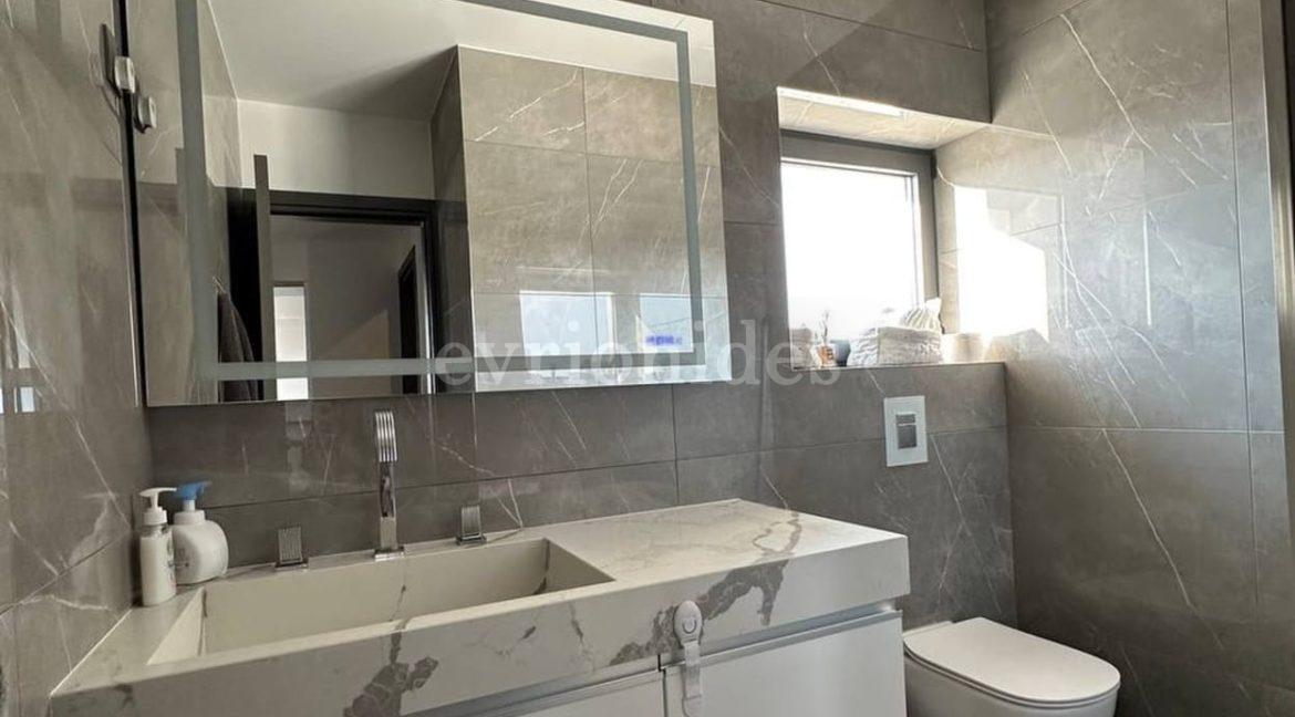 Evgenios Vrionides Real Estate Ltd Fully Renovated Modern Luxurious 3 Bedroom Apartment 05