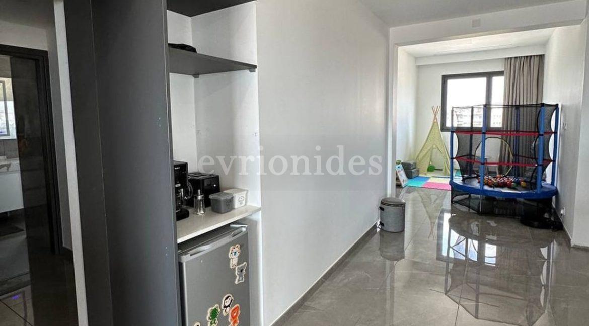 Evgenios Vrionides Real Estate Ltd Fully Renovated Modern Luxurious 3 Bedroom Apartment 17